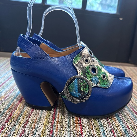 Fluevog LIKE NEW Prepare Buzz blue/green python platform clog - 6.5 (fits 6) - Picture 5 of 16